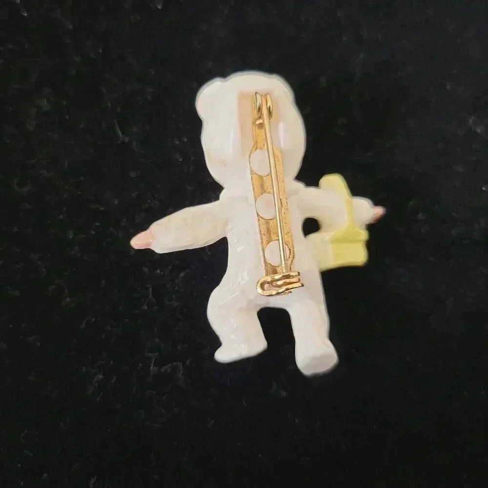 Hallmark Pin Child Bunny Costume Easter Basket Brooch Vintage 1970's 1.5" x 1.5" - Picture 2 of 2